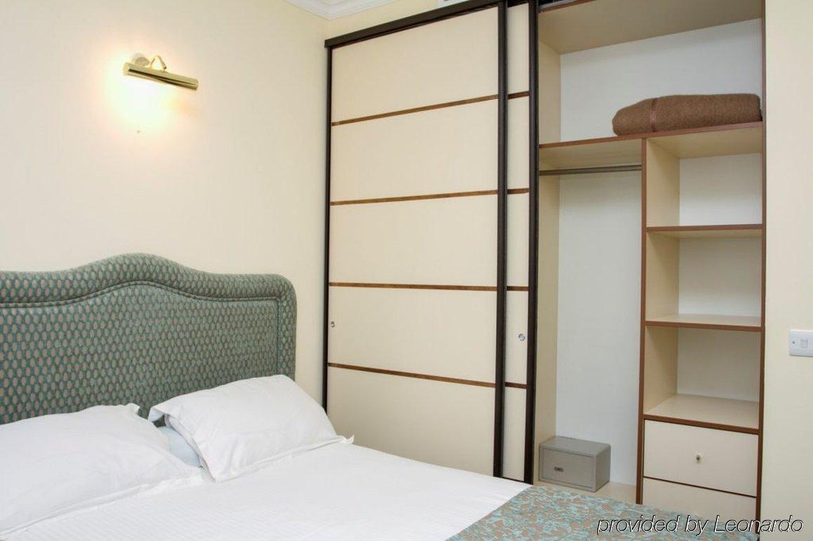 Chagala Atyrau Hotel Eksteriør bilde
